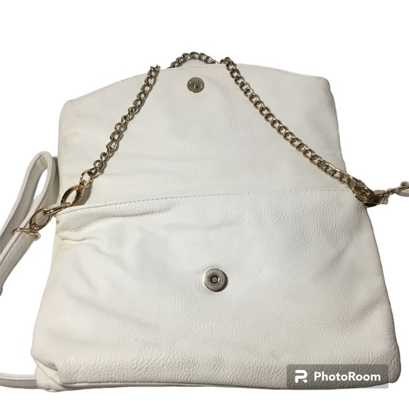 Women’s White Leather Gold Chain Crossbody Bag - Picture 5 of 5